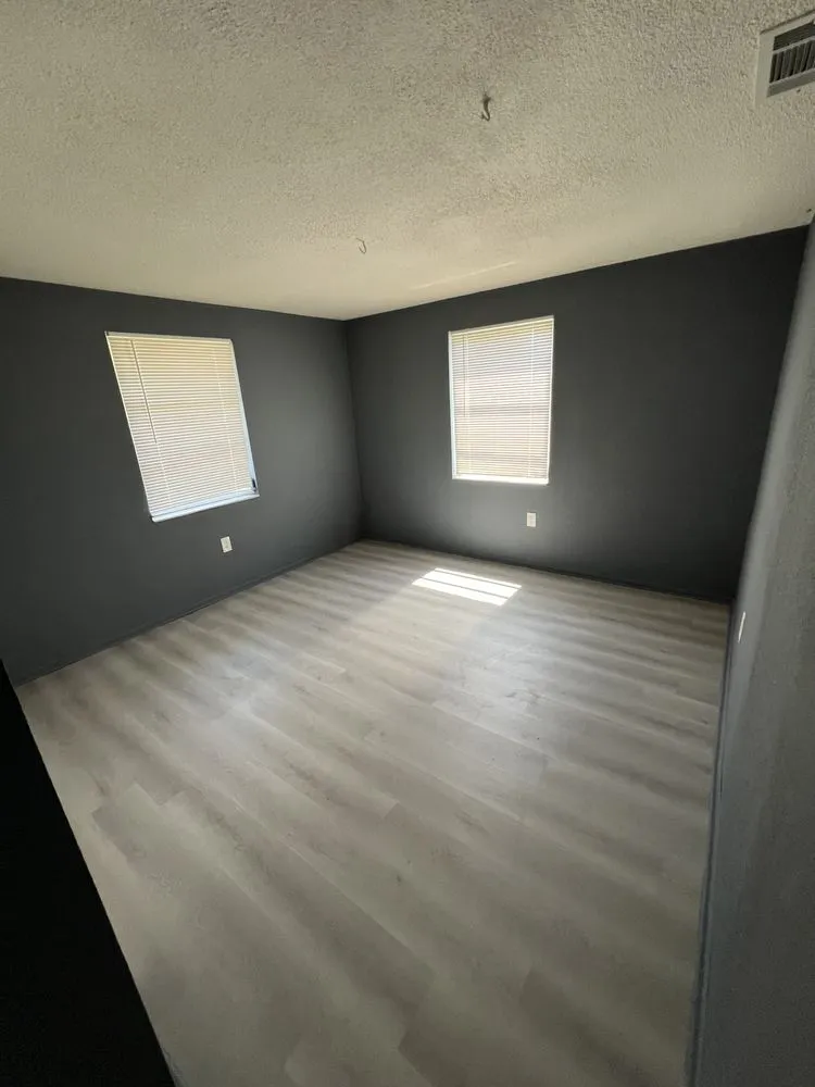 Slide of Elite Painting and Remodeling Services