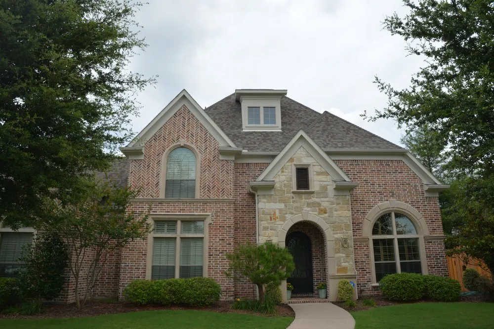 Slide of Elite Pro Roofing