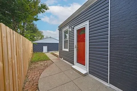 Slide of Elite Remodel and Roofing