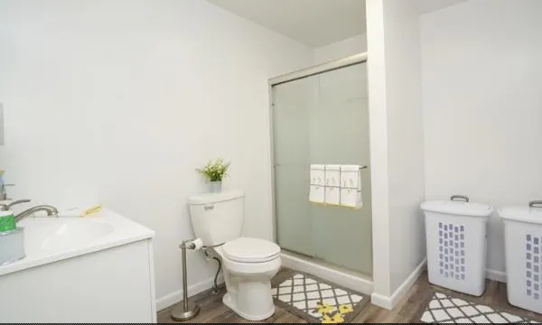 Slide of Elite Restoration & Remodeling