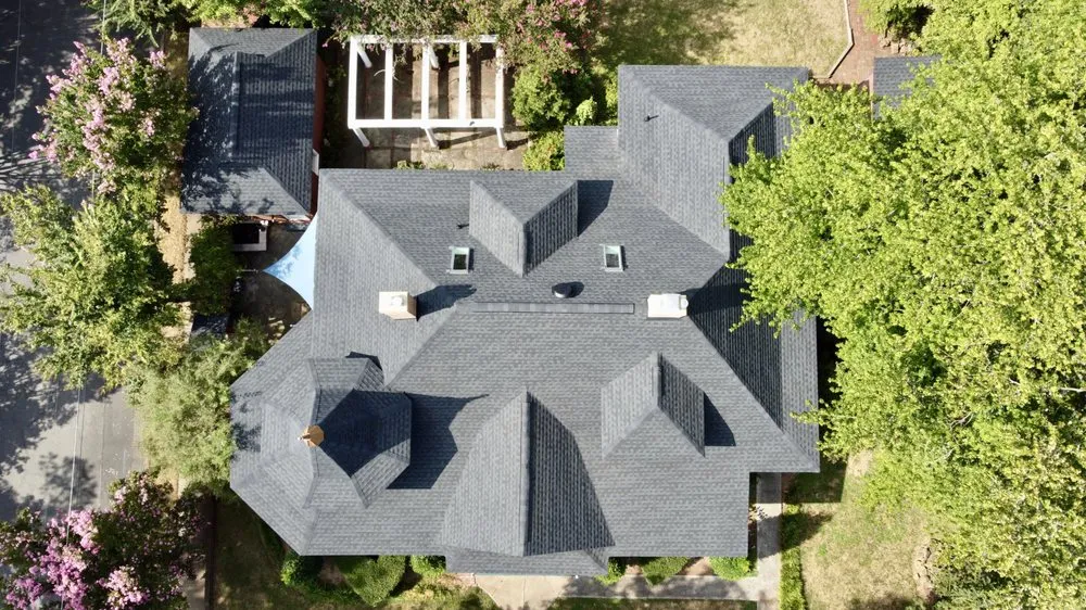 Slide of Elite Roof and Solar