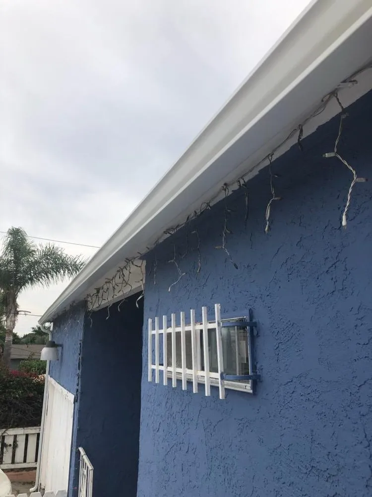 Slide of Elite Roof Services