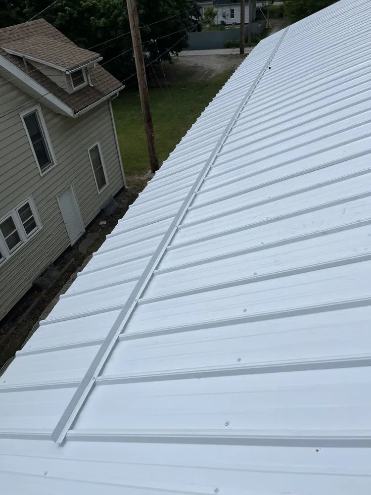 Professional shingle roofing service in Shipshewana, IN by Elite Roof Solutions