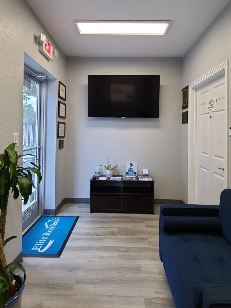 Slide of Elite Roofers