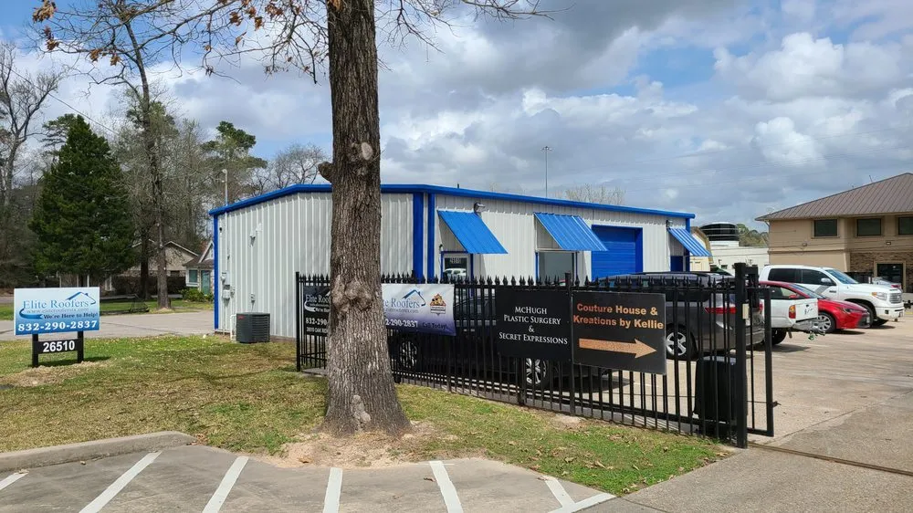 Slide of Elite Roofers