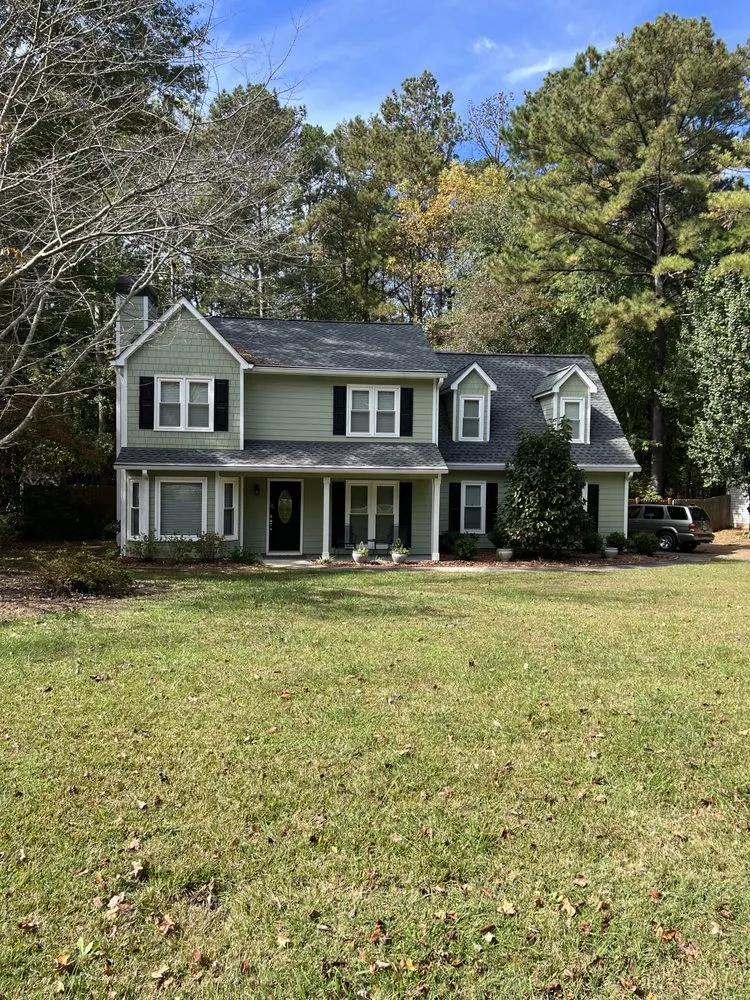 Slide of Elite Roofing & Gutters