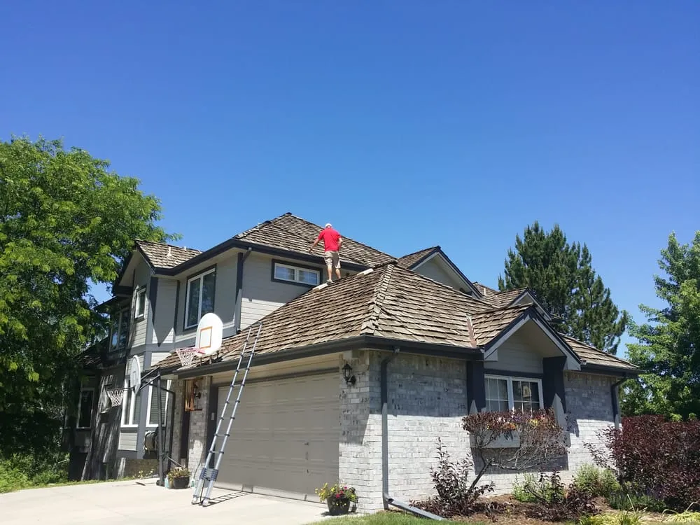 Slide of Elite Roofing & Solar