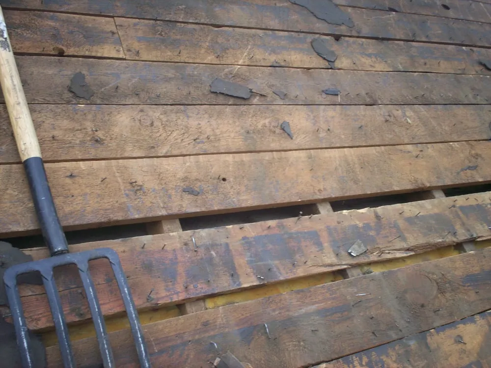 Slide of Elite Roofing & Solar