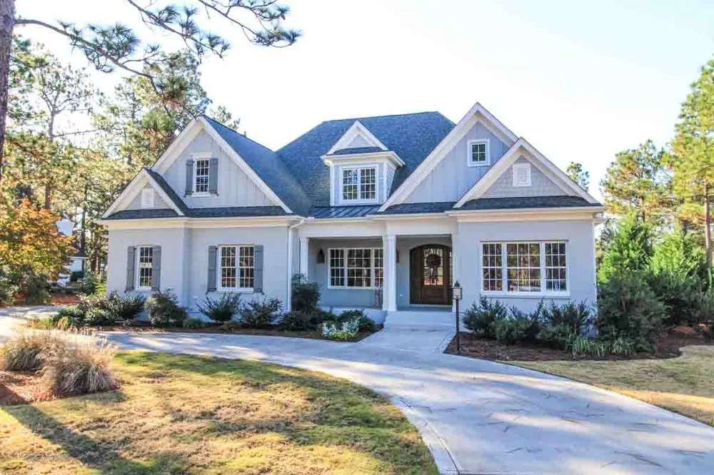 Slide of Elite Roofing