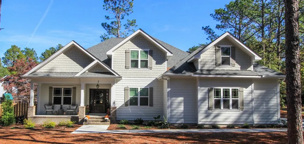 Slide of Elite Roofing