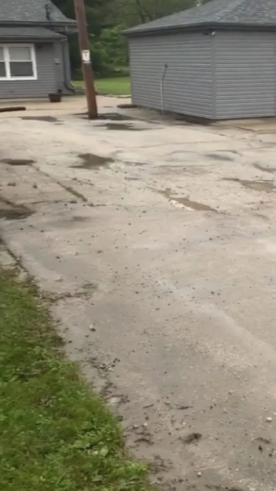 Slide of Elite Roofing And Paving