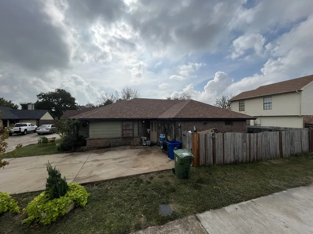 Slide of Elite Roofing DFW