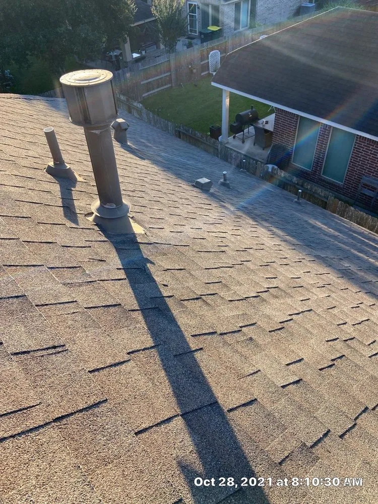 Slide of Elite Roofing