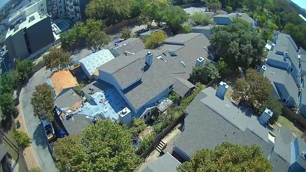 Slide of Elite Roofing