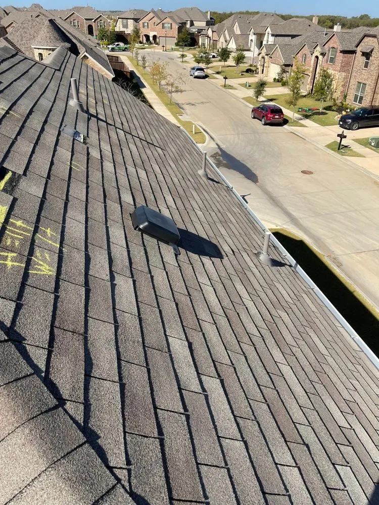 Slide of Elite Roofing