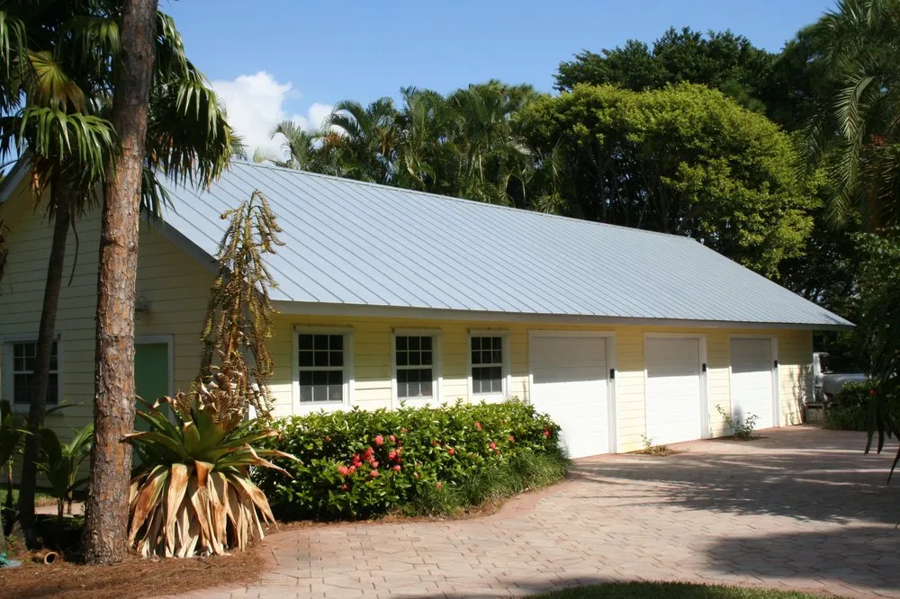 Slide of Elite Roofing Inc.