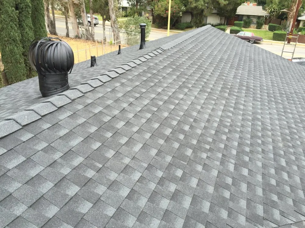Slide of Elite Roofing