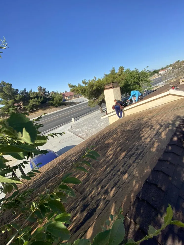 Slide of Elite Roofing