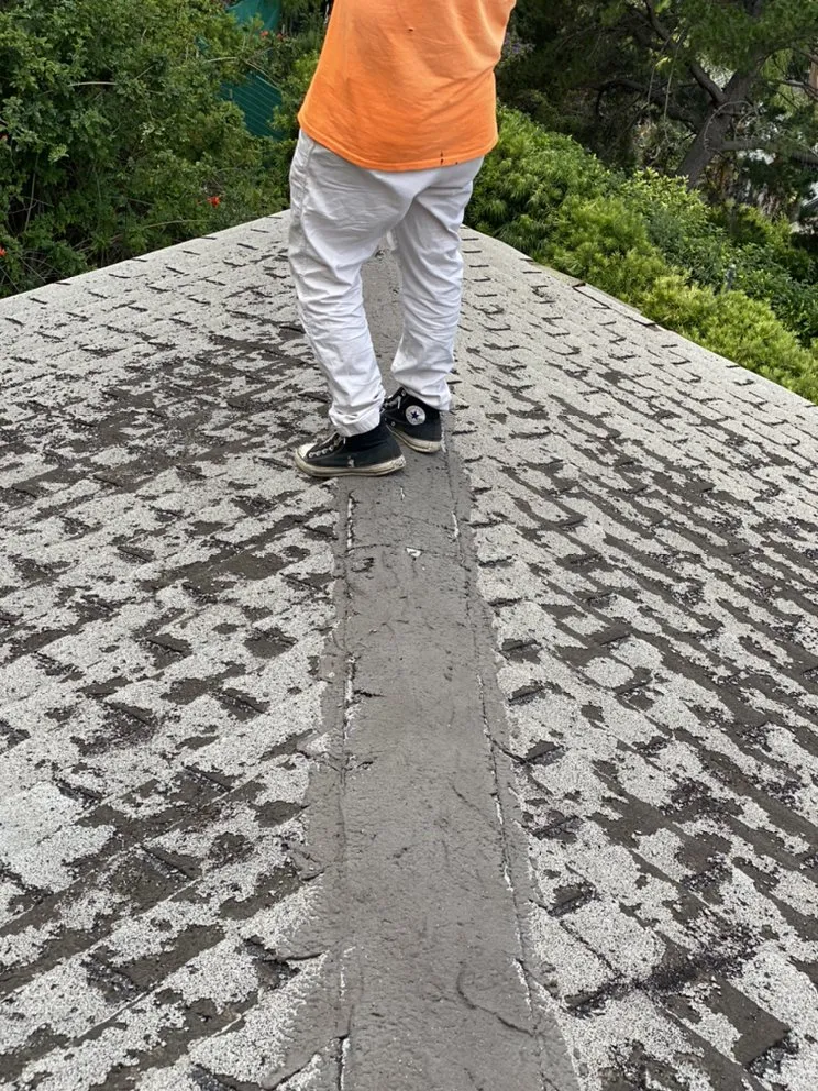 Slide of Elite Roofing