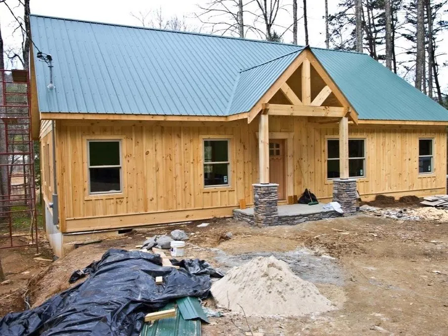 Slide of Elite Roofing Pros