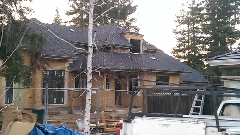 Slide of Elite roofing