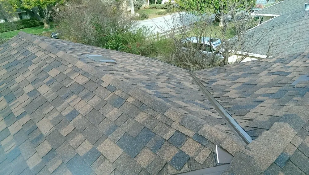 Slide of Elite roofing