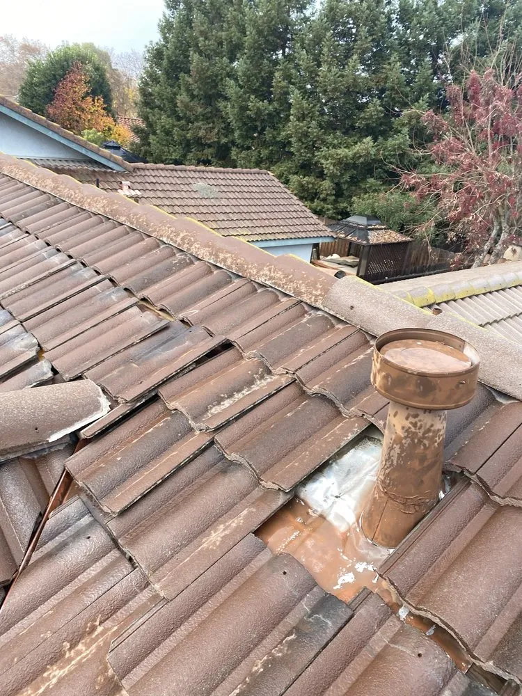 Slide of Elite roofing