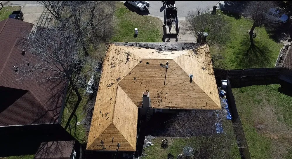 Slide of Elite Roofing Services