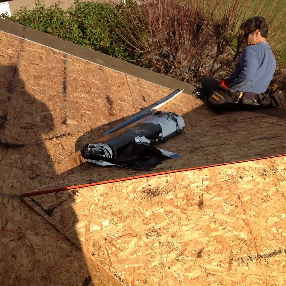 Slide of Elite Roofing