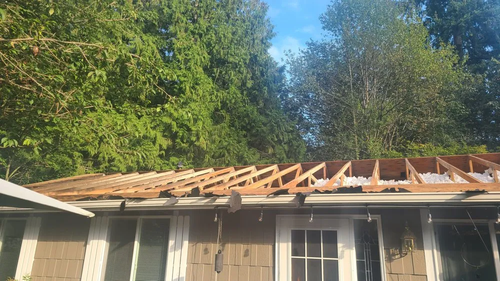 Slide of Elite Roofing