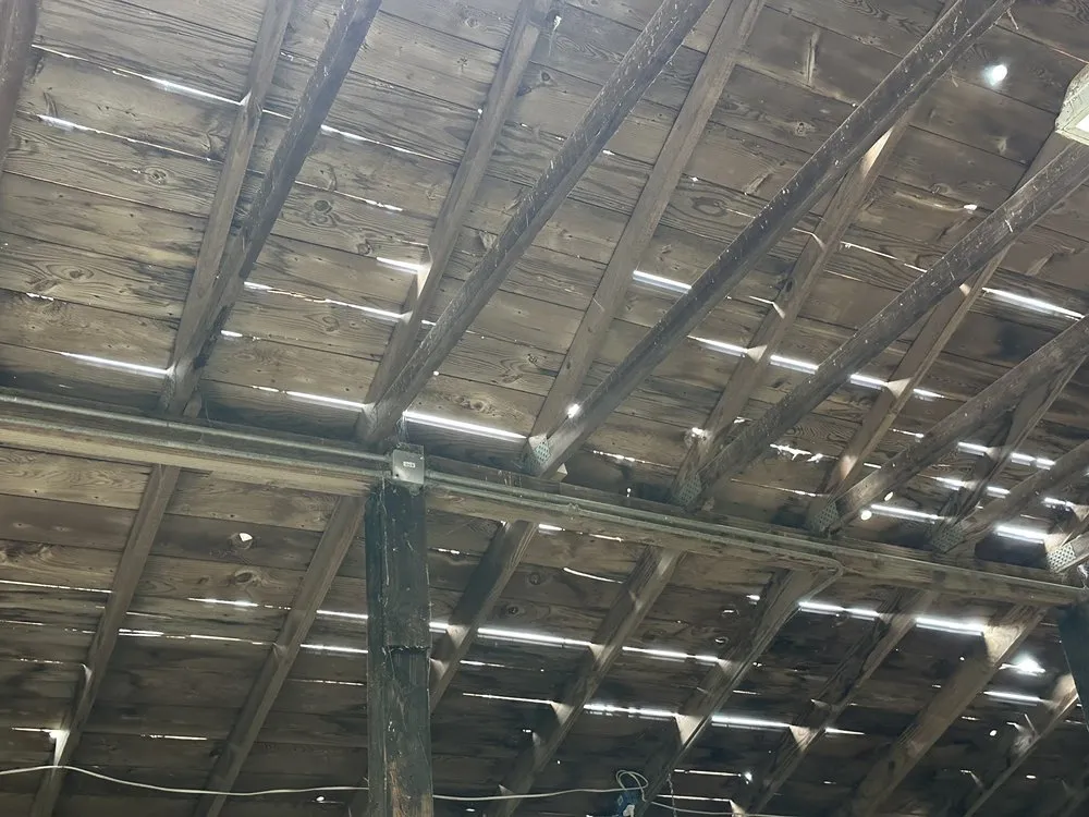 Slide of Elite Roofing