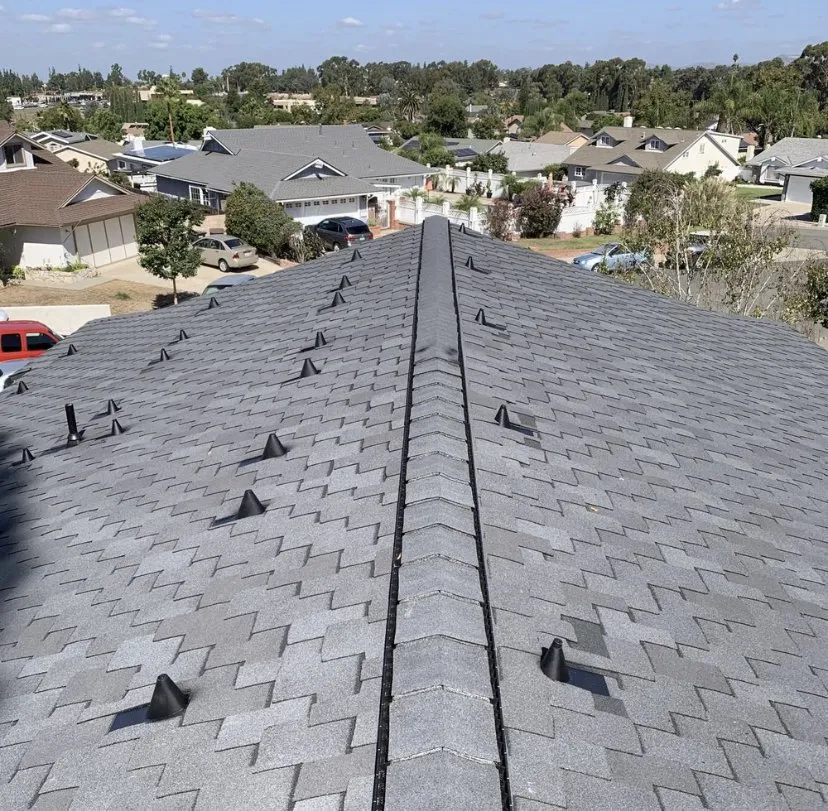 Slide of Elite Roofing Solutions