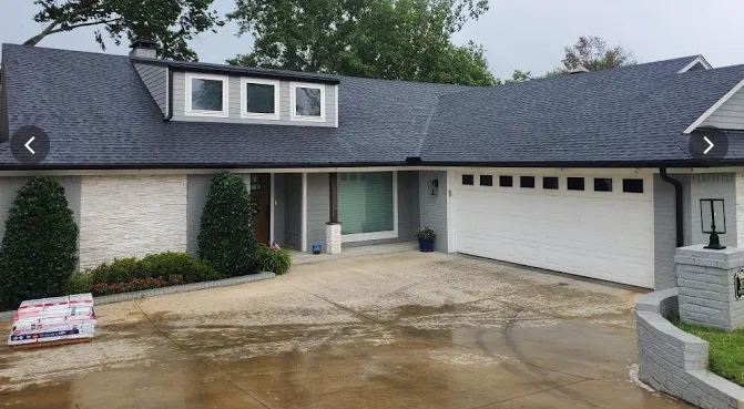 Slide of Elite Roofing