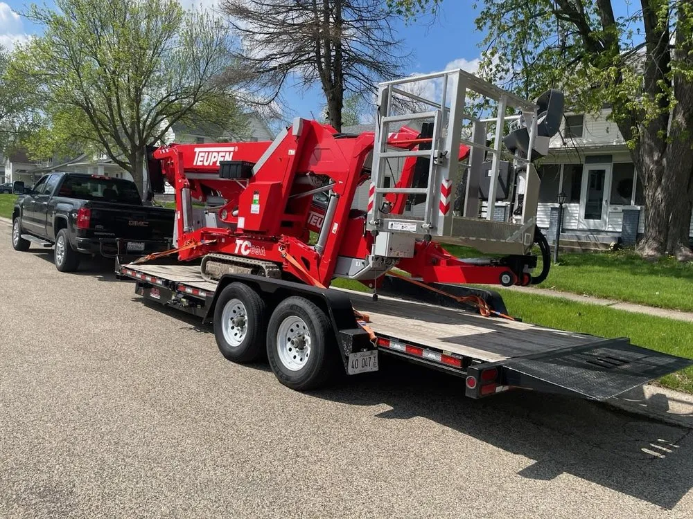 Slide of Elite Seamless Gutters