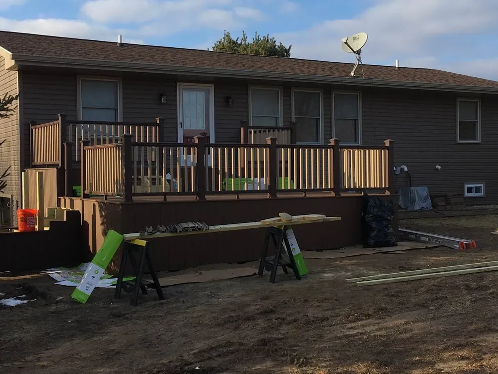 Slide of Elite Seamless Gutters