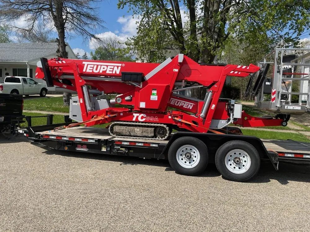 Slide of Elite Seamless Gutters