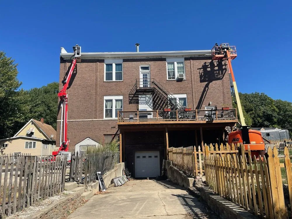 Slide of Elite Seamless Gutters