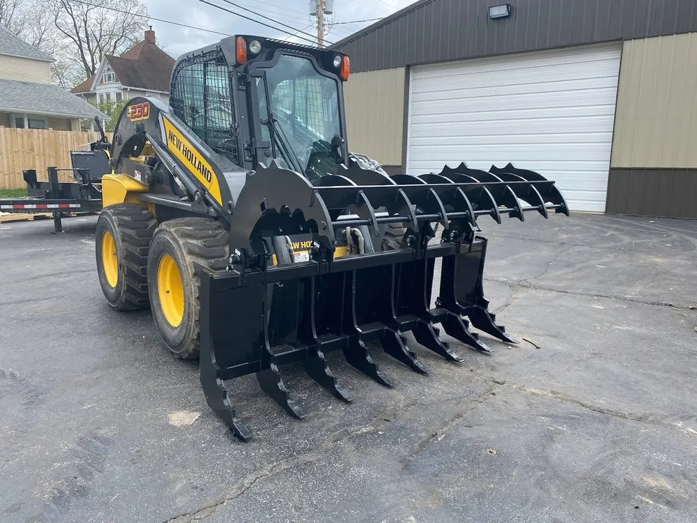 Slide of Elite Seamless Gutters