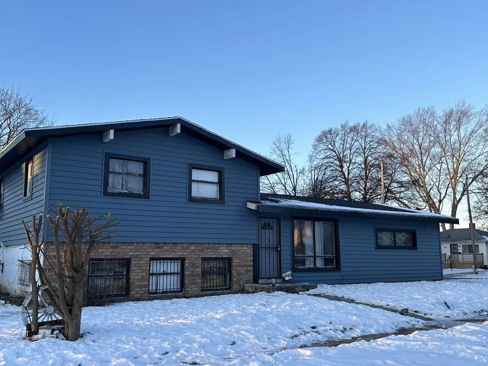 Slide of Elite Siding & Roofing