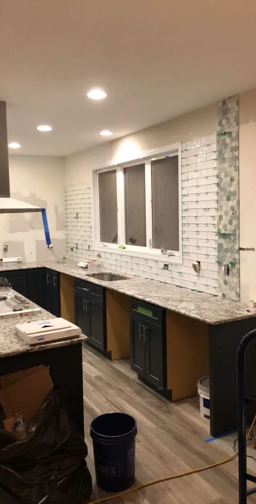 Slide of Elite Tradesmen