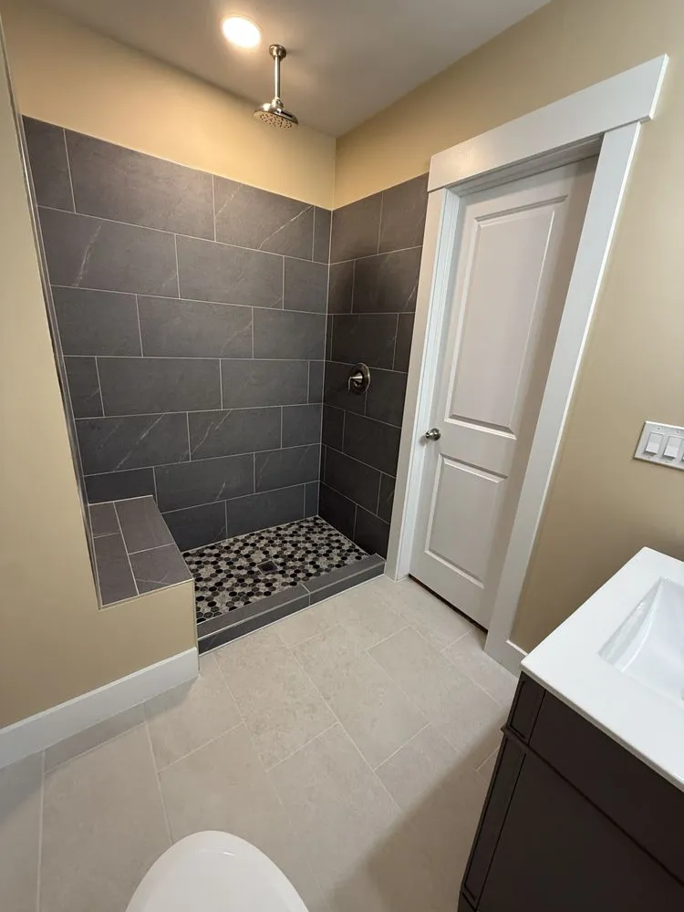 Slide of Elite Tradesmen