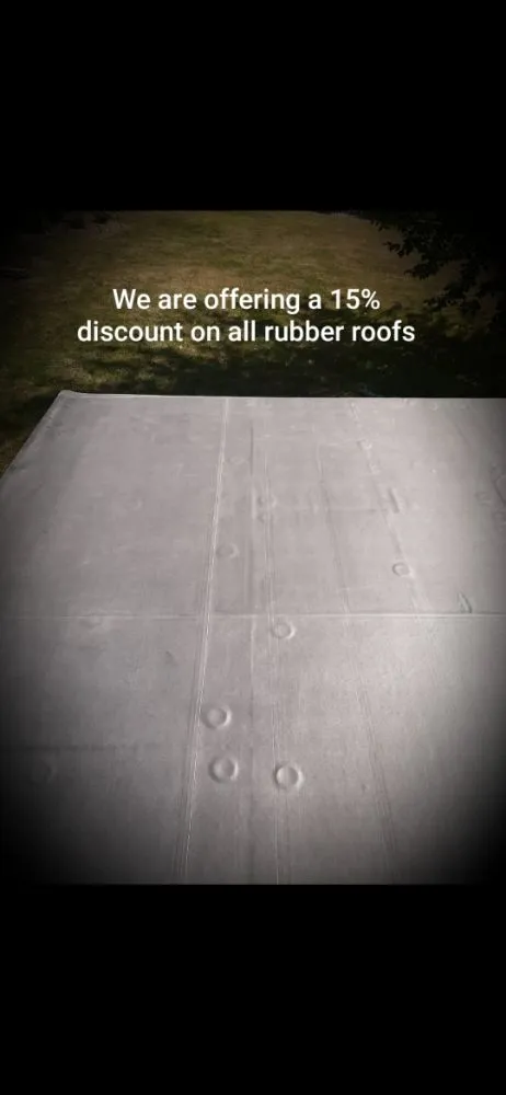 Licensed roof leak repair in East Galesburg, IL - Elite Tree Service Professionals