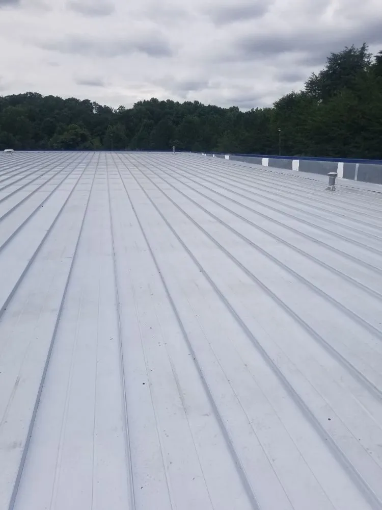 Slide of Elizondo Metal Roofing