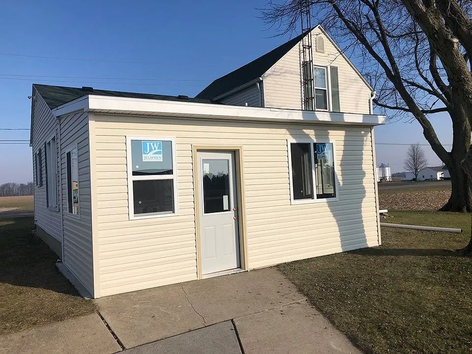 Slide of Elk Building Services