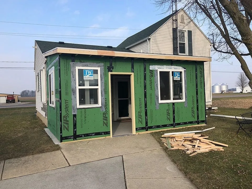 Slide of Elk Building Services