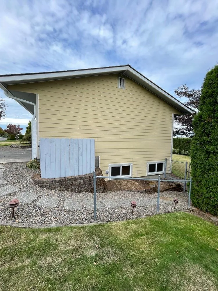 Slide of Elk Construction