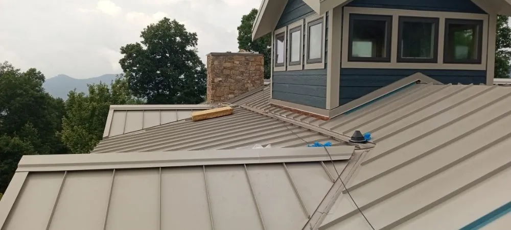 Slide of Elkpaz Roofing