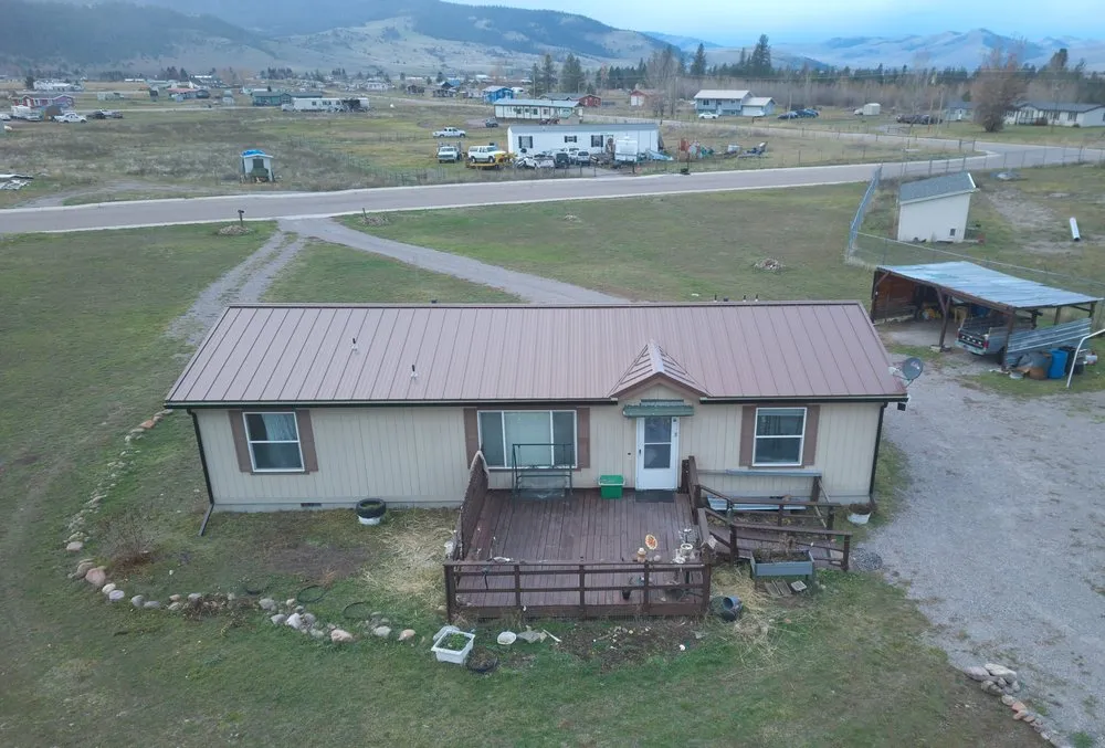 Slide of Ellingson Roofing