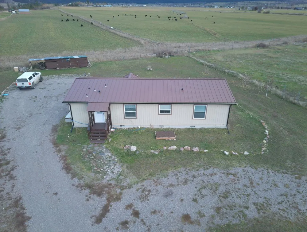 Slide of Ellingson Roofing