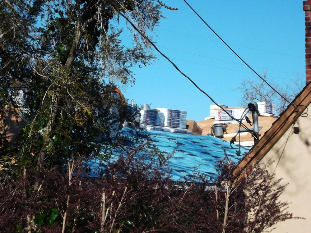 Slide of Elliott & Son Roofing